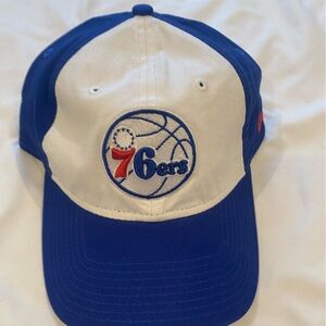 Philadelphia 76ers hat